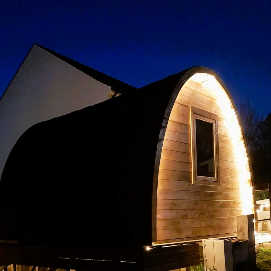 Cabane insolite et jacuzzi au bord de l’Yerres